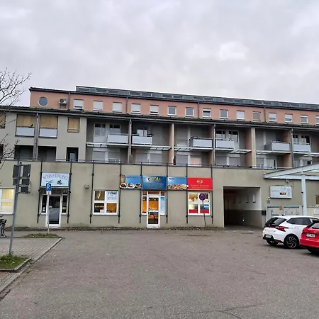 Naehe Kit Mit Parkplatz Und Smart Tv